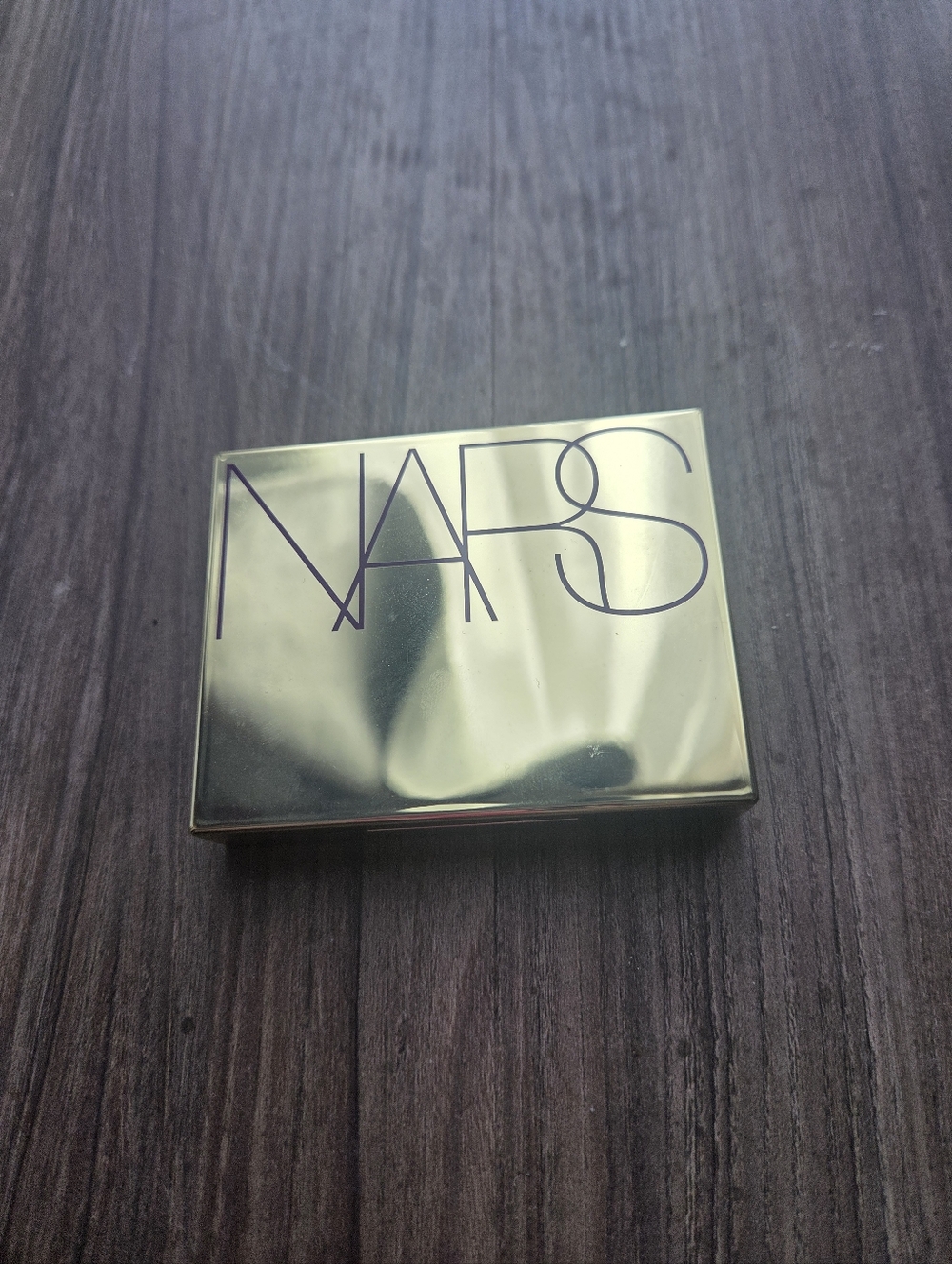 NARS Light Reflecting Setting Powder--GOLD DUST--- PRESSED POWDER W/PUFF